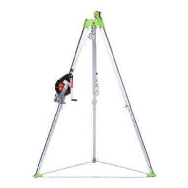Safety tripod stand confined space